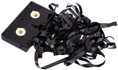 Videoband gerissen – Reparieren Sie Ihr gerissenes Videoband und stellen Sie es für die Digitalisierung wieder her.